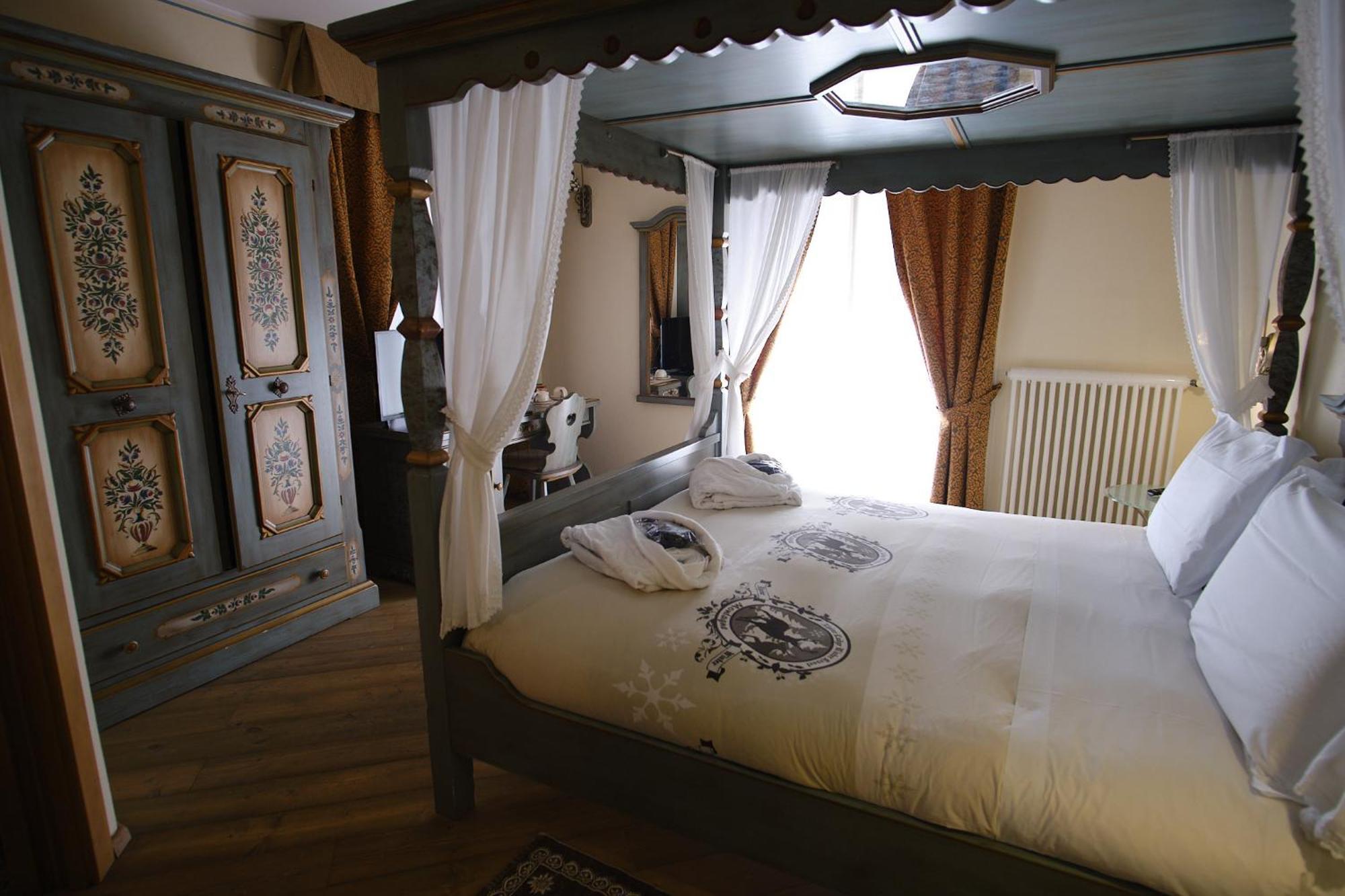 Hotel Bes & Spa Claviere Dış mekan fotoğraf