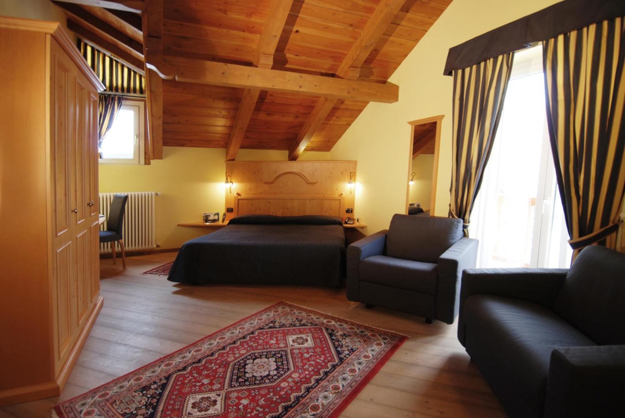 Hotel Bes & Spa Claviere Dış mekan fotoğraf